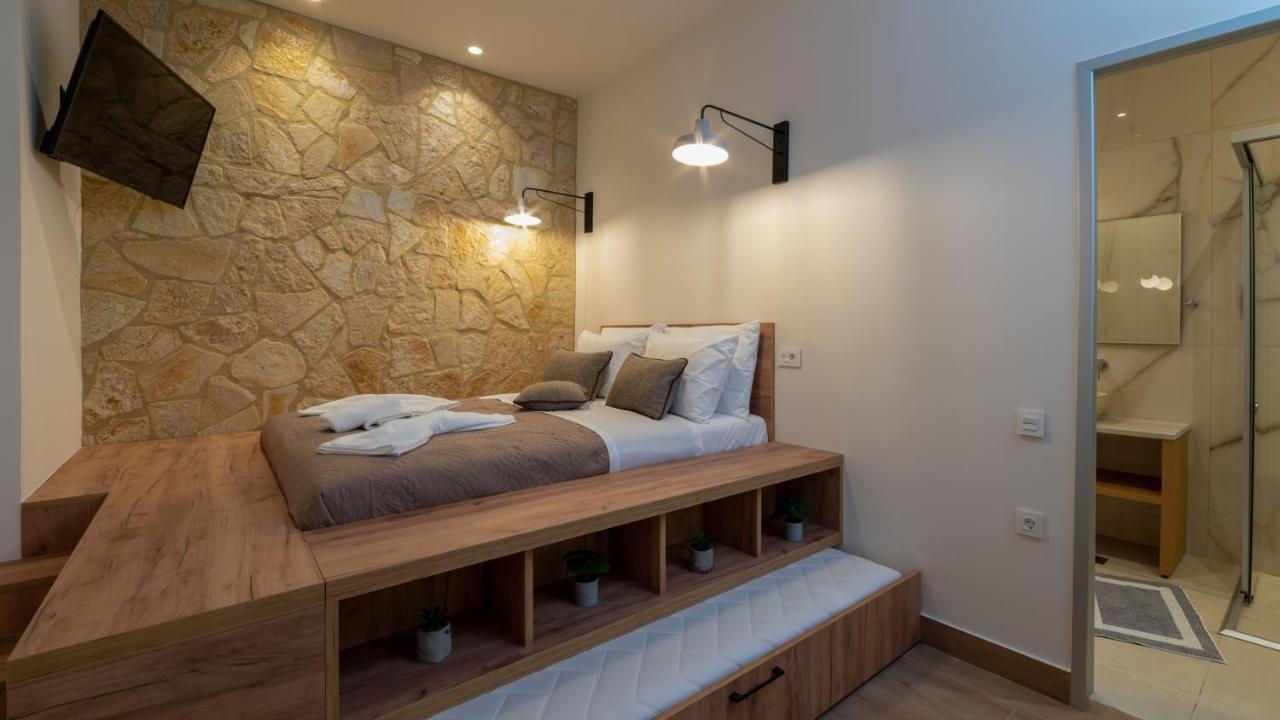 Melitta'S Luxury Apartments Anthousa  Exterior photo