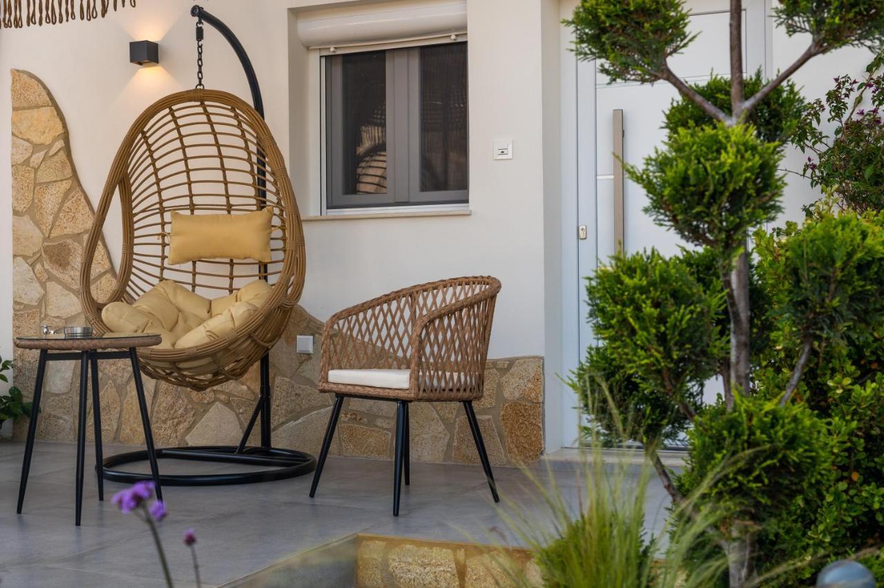 Melitta'S Luxury Apartments Anthousa  Exterior photo